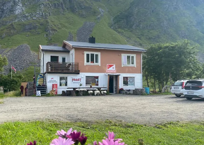 Vandrerhjem Unstad Surfpacker